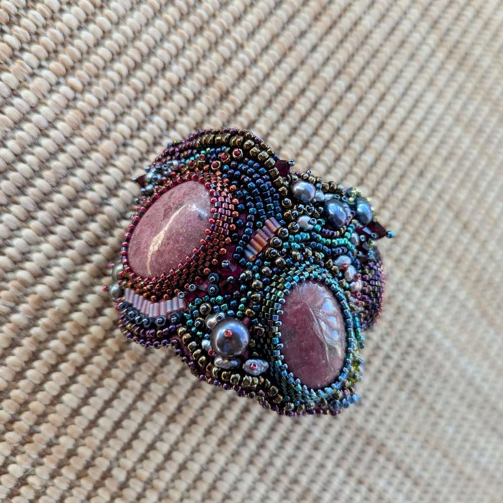 handmade beaded bracelet - Picture 2 of 5
